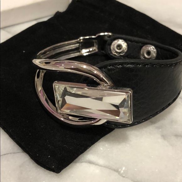 Leather Bracelet w/Rectangular Crystal Gold or Silver-Boutique - Picture 2 of 8